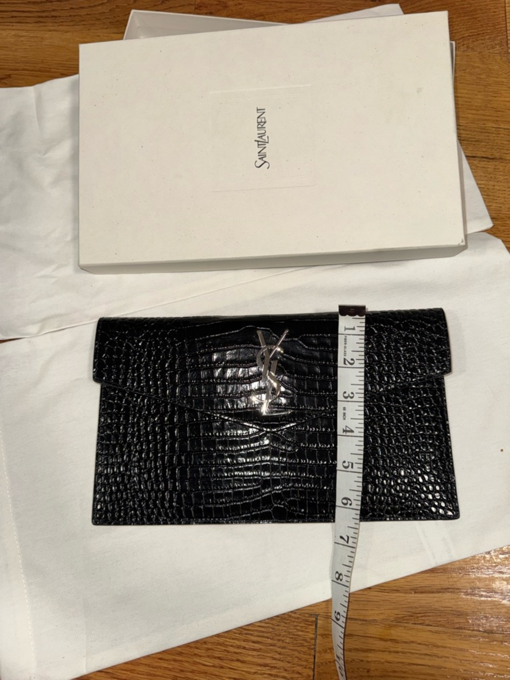 Saint Laurent Black Croc-Embossed YSL Logo Envelope Clutch - Picture 3 of 4